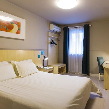 Jingjiang Inn Nantong Renmin Middle Road Exterior photo